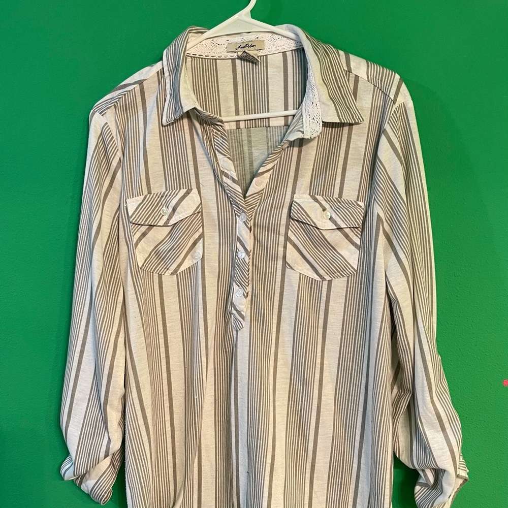 Women’s Blouse